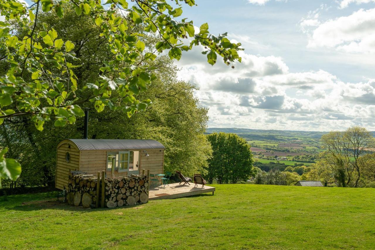 Tilbury Shepherd Huts With Hot Tubs Plus Holiday Cottages West Bagborough Dış mekan fotoğraf