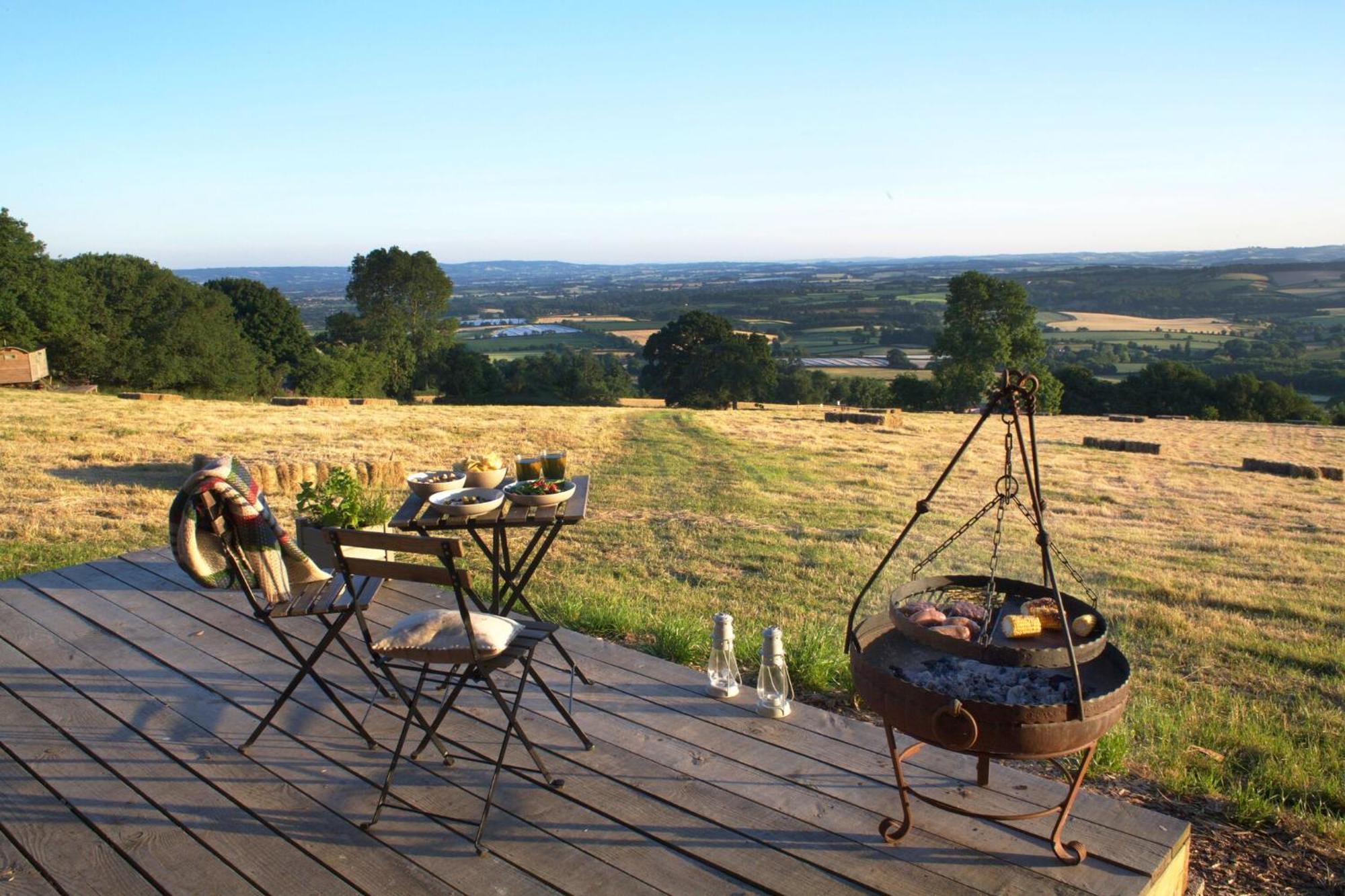 Tilbury Shepherd Huts With Hot Tubs Plus Holiday Cottages West Bagborough Dış mekan fotoğraf